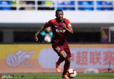 188�ȷ�ֱ����1�¹�Ӷ�ѵ����н����250��ŷԪ